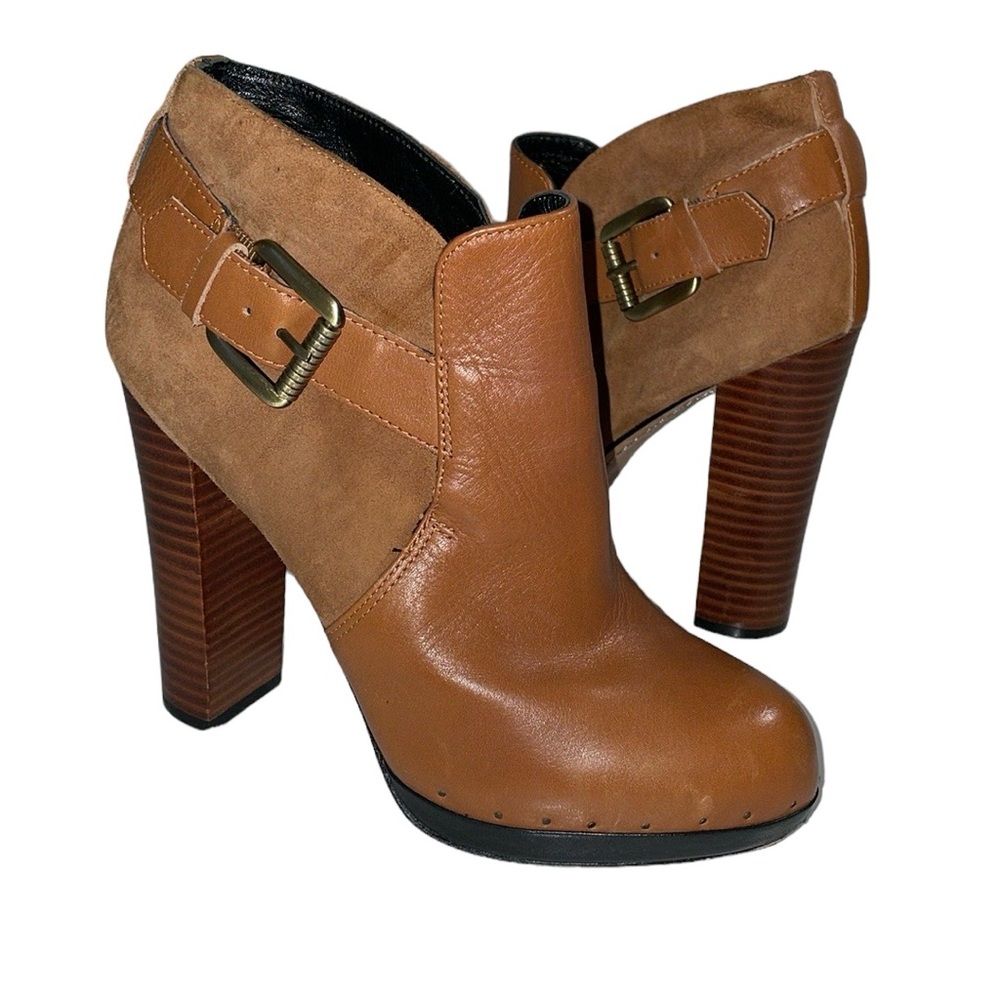 Sam Edelman Lulu tan leather and suede ankle booties. Size 7. Excellent shape.‎
